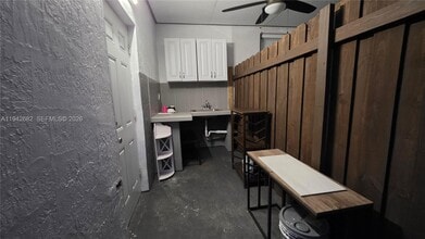 1601 SE 17th St in Homestead, FL - Building Photo - Building Photo