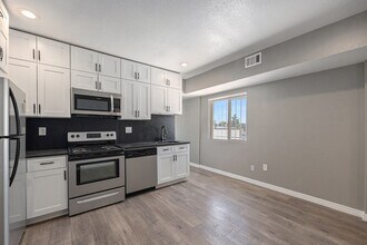 4 W Arkansas Ave-Unit -4 W Arkansas Ave - Unit 2 in Denver, CO - Building Photo - Building Photo