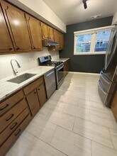 5107 Cliffhaven Dr in Annandale, VA - Building Photo - Building Photo