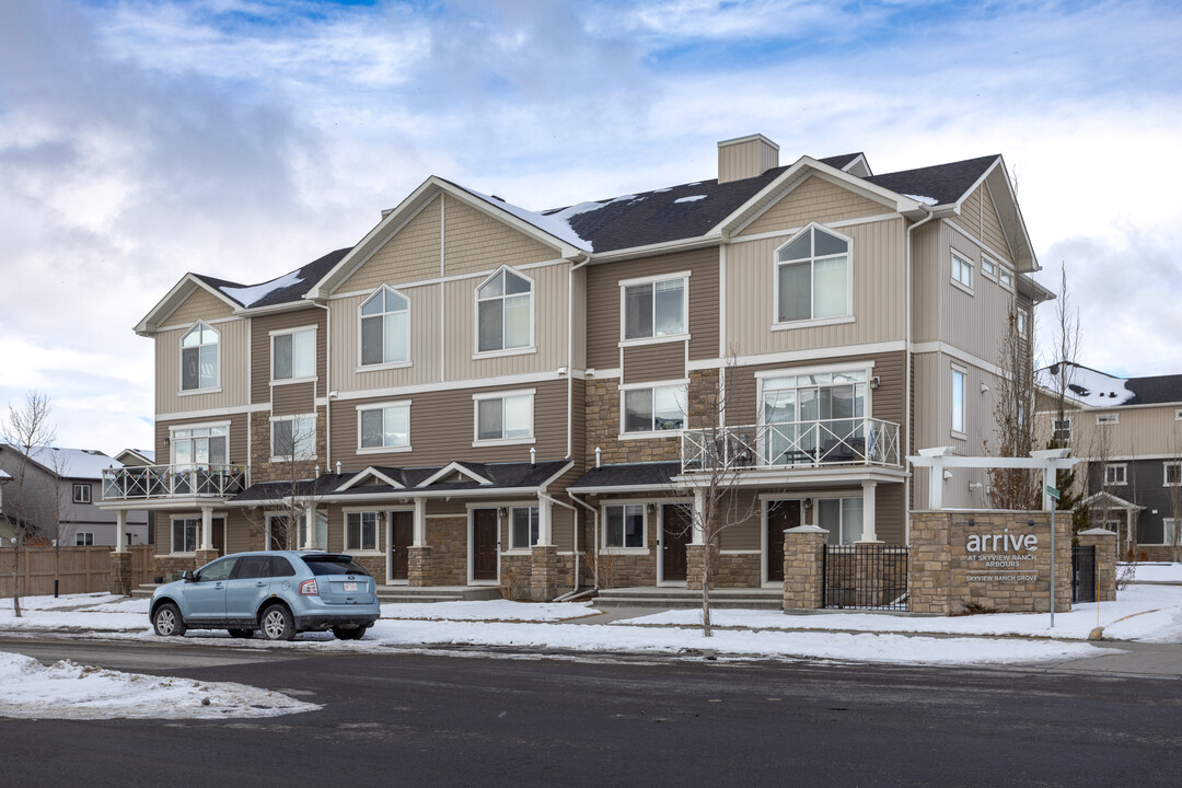 Arrive At Skyview Ranch Arbours in Calgary, AB - Building Photo