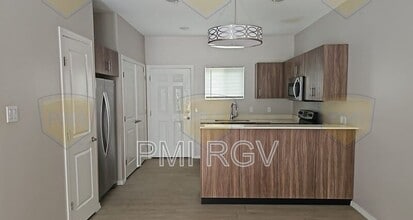 1900 Jackson St in Weslaco, TX - Building Photo - Building Photo