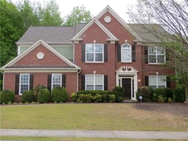 740 Potters Bar Ln in Suwanee, GA - Building Photo