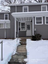 21 Chalmers Ct in Cincinnati, OH - Building Photo