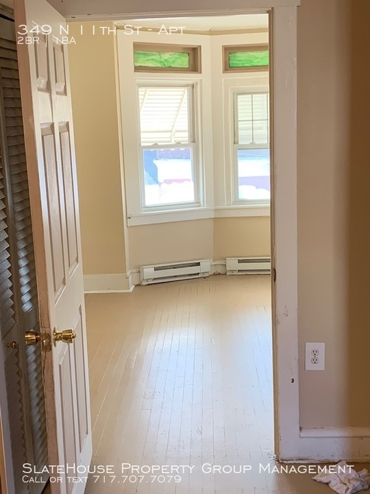349 N 11th St-Unit -Apt in Reading, PA - Building Photo