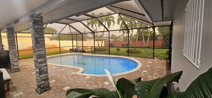 5424 Jackson St in Hollywood, FL - Building Photo - Building Photo