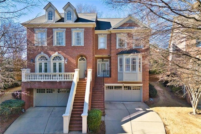 property at 610 Timm Valley Rd NE