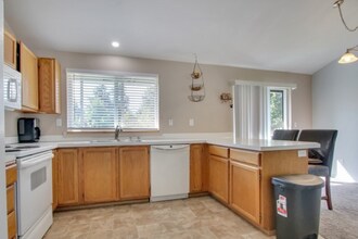 24004 72nd Ave E in Graham, WA - Building Photo - Building Photo