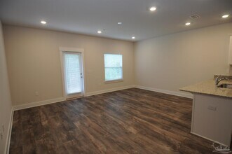 1535 Iroquois Ct in Pensacola, FL - Building Photo - Building Photo