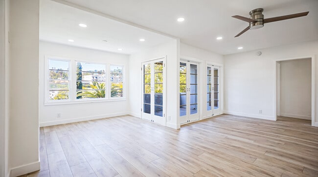 2065 Ivar Ave, Unit 2065 .5 in Los Angeles, CA - Building Photo - Building Photo