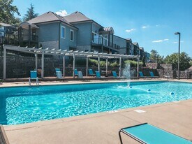 Views of Brentwood in Brentwood, TN - Building Photo