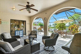 27581 Hacienda E Blvd in Bonita Springs, FL - Building Photo - Building Photo