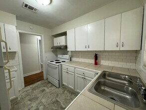 756 Kensington Pl in Jackson, MS - Building Photo - Building Photo