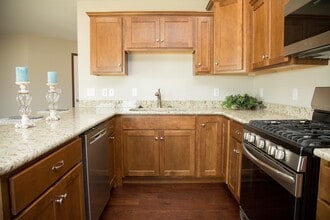 6383 Osage Dr in Asbury, IA - Building Photo - Building Photo