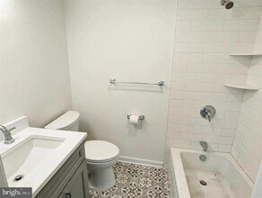 306 Farnsworth Ave in Bordentown, NJ - Building Photo - Building Photo