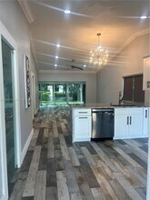 1070 NW 53rd St in Pompano Beach, FL - Building Photo - Building Photo