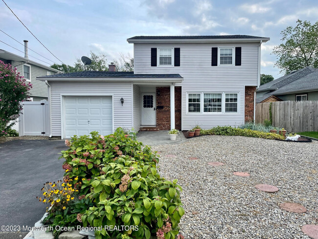 property at 43 Lenape Trail