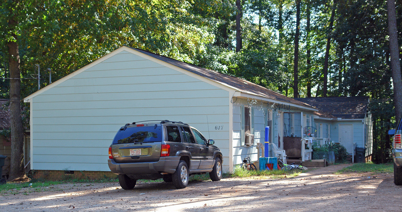 617 Peach Rd in Raleigh, NC - Building Photo