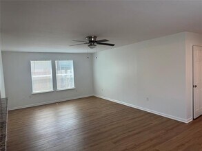 116 McKinley St in Garland, TX - Building Photo - Building Photo