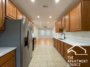 3606 W Cortland St, Unit CH1 in Chicago, IL - Building Photo - Building Photo