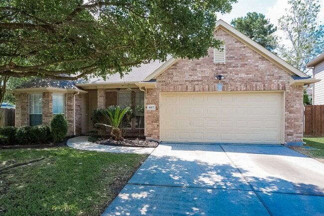 property at 607 Loggers Chase Ct