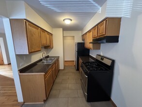 3057 N Narragansett Ave in Chicago, IL - Building Photo - Building Photo