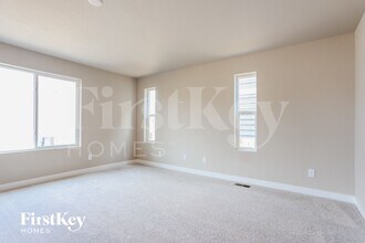 10512 Horton Dr in Colorado Springs, CO - Foto de edificio - Building Photo