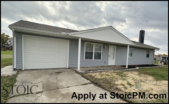 3303 Chief Tarkee Ct in Sidney, OH - Building Photo - Building Photo