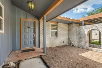 9515 Reece Dr in San Antonio, TX - Building Photo - Building Photo