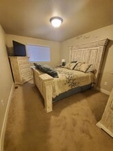 2608 Kansas Dr in Fort Collins, CO - Building Photo - Building Photo