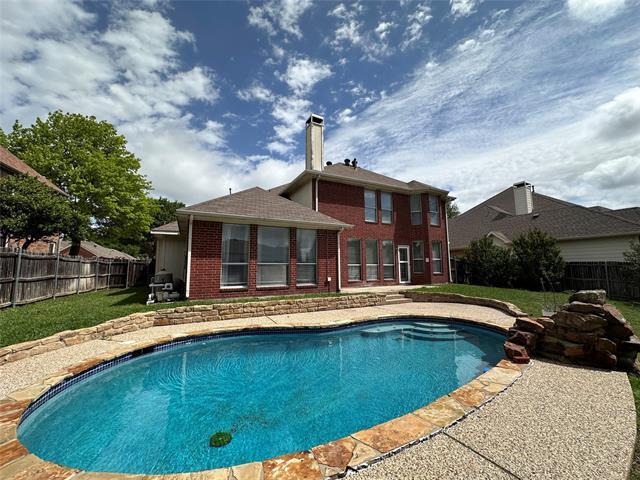 609 Saddleback Ln