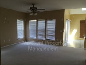 305 Londonderry Ct in Greer, SC - Building Photo - Building Photo
