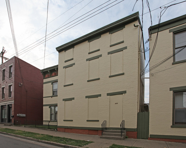 403-407 W 9th St in Covington, KY - Foto de edificio - Building Photo