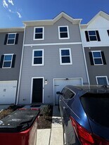 71 Whimbrel Rd in Hedgesville, WV - Building Photo