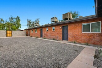 1801 N 18th St, Unit 1804 in Phoenix, AZ - Building Photo - Building Photo