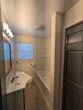 6305 Simmers Ave in Klamath Falls, OR - Building Photo - Building Photo