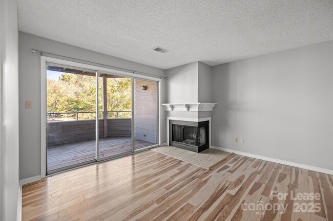 property at 2505 Stockbridge Dr