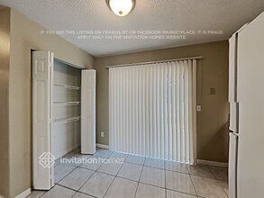 2506 Newbolt Dr in Orlando, FL - Foto de edificio - Building Photo