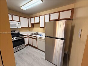 15315 SW 106th Terrace in Miami, FL - Building Photo - Building Photo