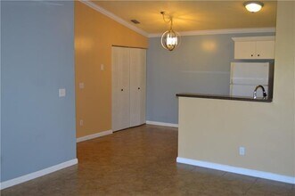 5550 NW 61st St in Coconut Creek, FL - Building Photo - Building Photo