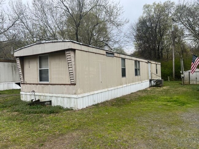 2119 Cliffwood Rd in Little Rock, AR - Building Photo - Building Photo