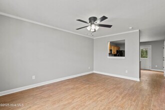 1006 Springwood Dr in Jacksonville, NC - Building Photo - Building Photo