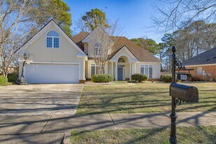510 Jasmine Trail in Prattville, AL - Building Photo
