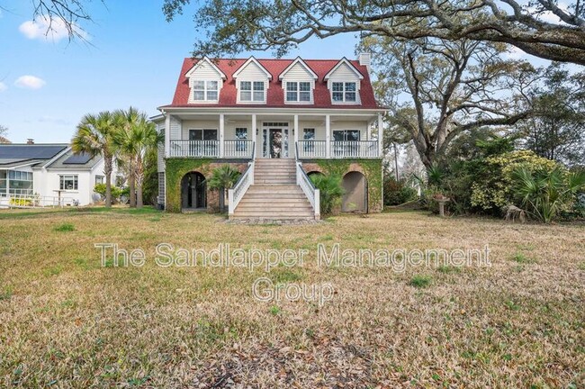 property at 1019 W Oceanview Rd