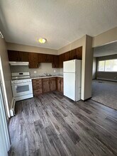900 Terry Ave in Hiawatha, IA - Building Photo - Building Photo