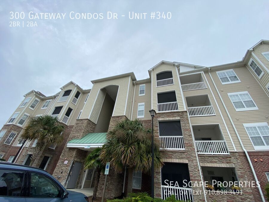 300 Gateway Condos Dr in Surf City, NC - Building Photo