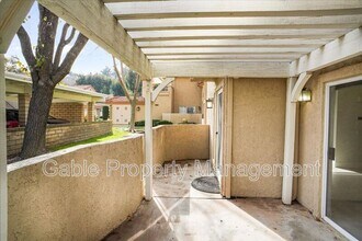 23926 Arroyo Park Dr in Santa Clarita, CA - Building Photo - Building Photo