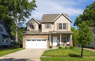 345 Kenilworth Rd in Bay Village, OH - Building Photo