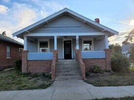 431 Elm St in Sterling, CO - Building Photo