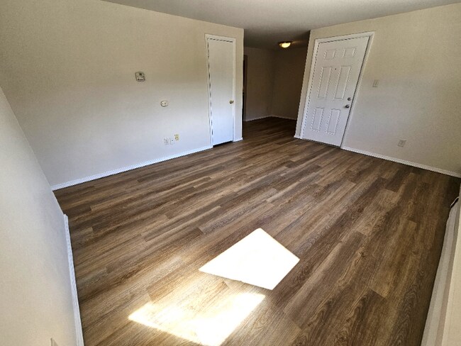 819 Fontmore Rd-Unit -101 in Colorado Springs, CO - Foto de edificio - Building Photo
