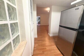 1856 Opechee Dr in Miami, FL - Building Photo - Building Photo